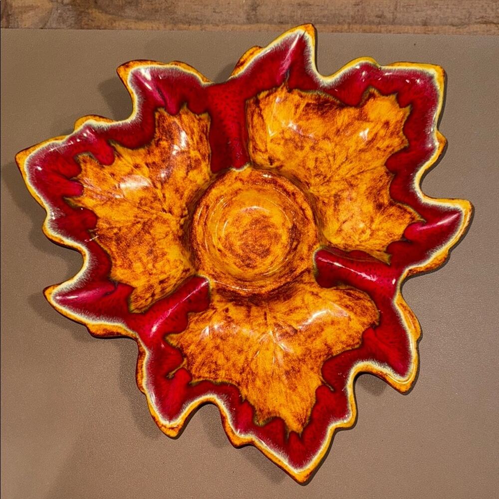 Vintage 1970’s Metzler ceramic leaf design bowl chips and salsa dish or ashtray